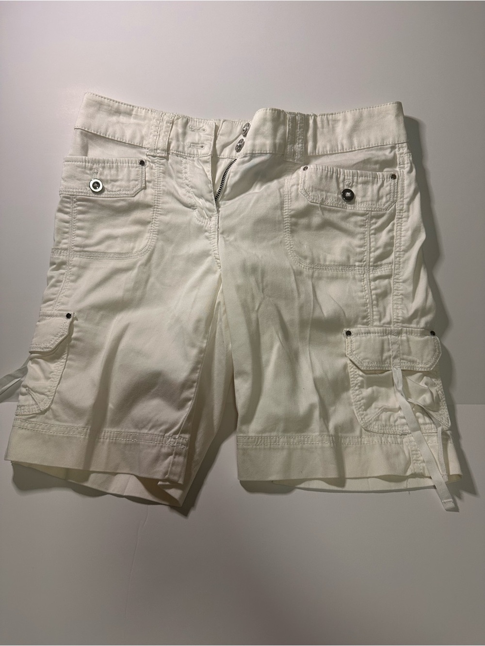 White House Black Market White Cargo Shorts Size 0